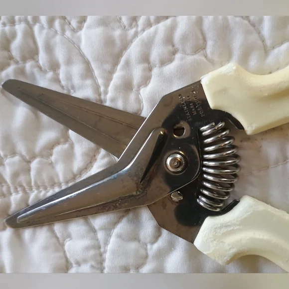 Vintage Pampered Chef Kitchen Stainless Steel Scissors/Snips #1075 - Picture 4 of 4